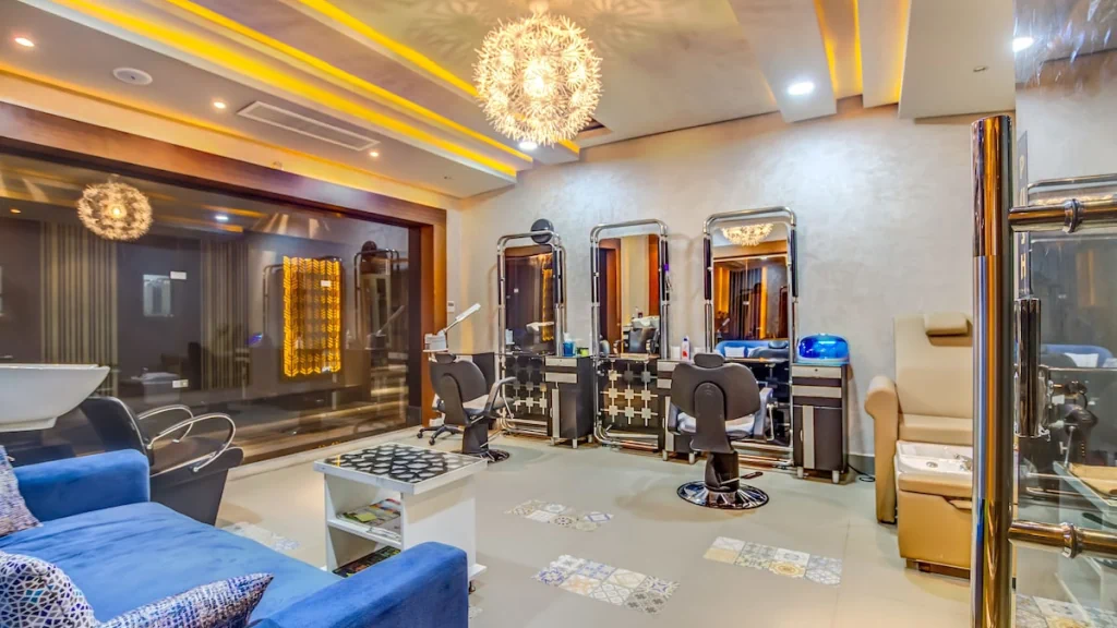 الفندق إيه أم سى رويال - الغردقة